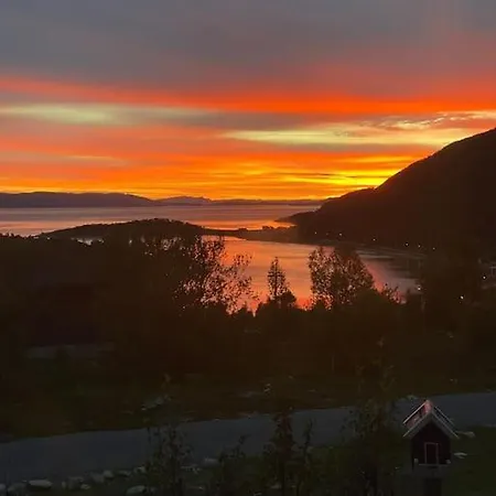 I Neverfjord.